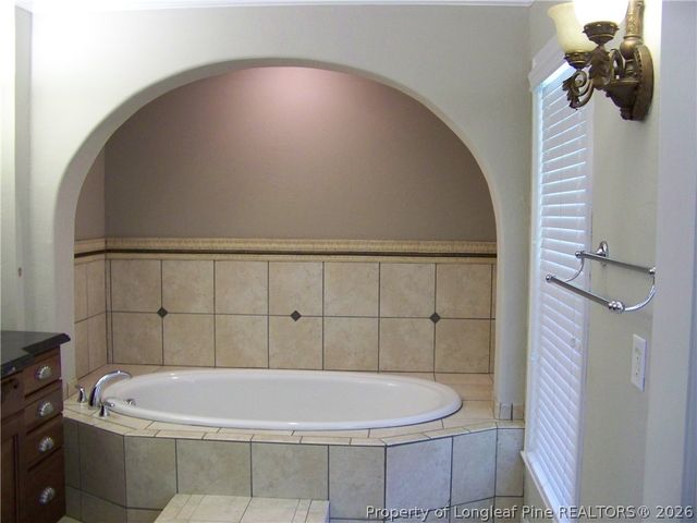 6829 TOWBRIDGE Road, Fayetteville, NC 28306