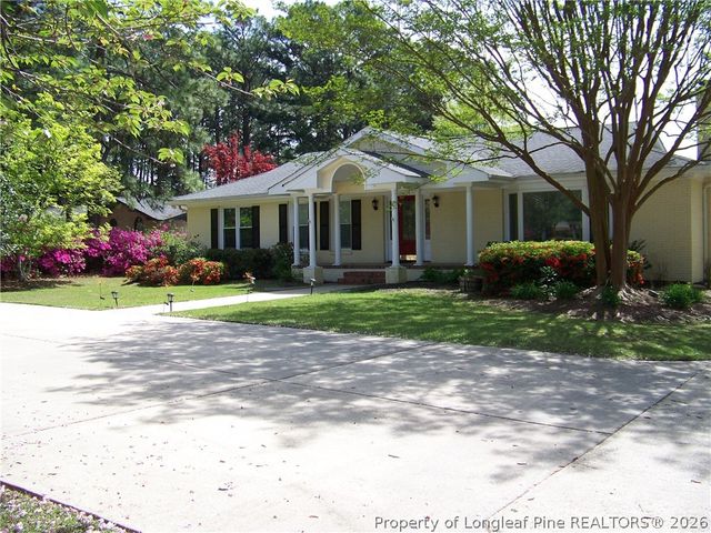 6829 TOWBRIDGE Road, Fayetteville, NC 28306