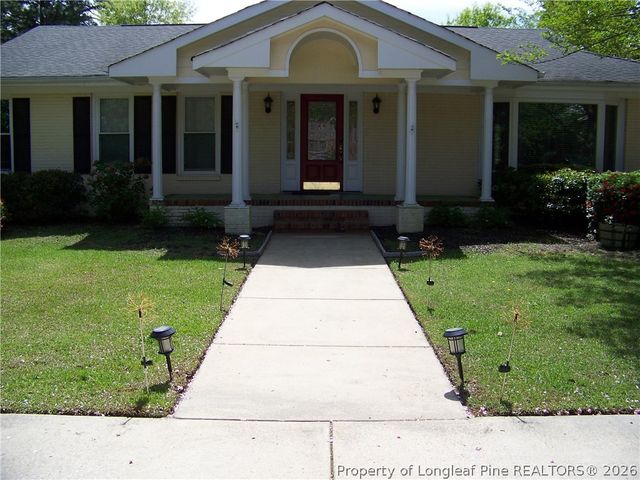 6829 TOWBRIDGE Road, Fayetteville, NC 28306