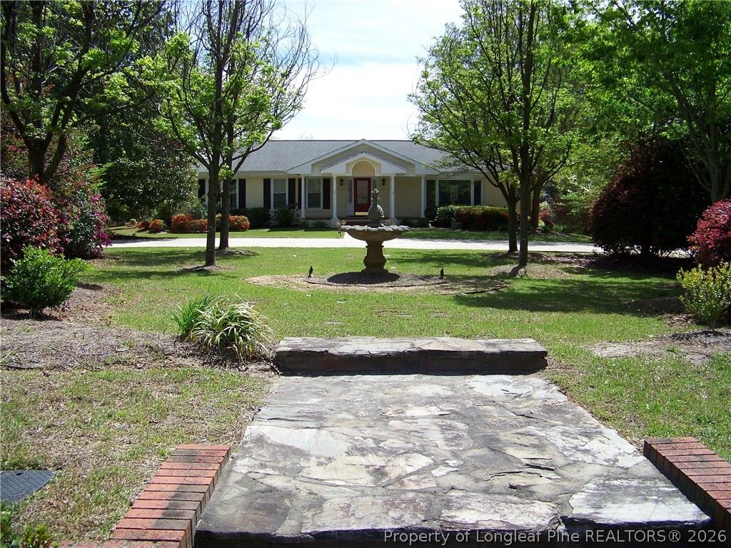 6829 TOWBRIDGE Road, Fayetteville, NC 28306