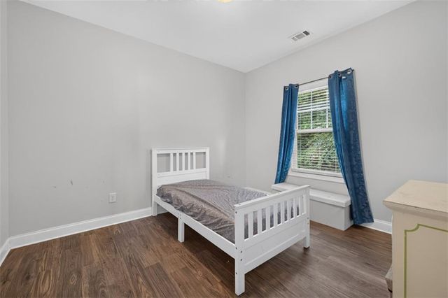 4307 Pearhaven Lane SW, Gainesville, GA 30504