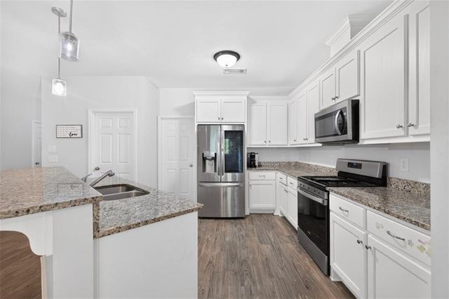 4307 Pearhaven Lane SW, Gainesville, GA 30504