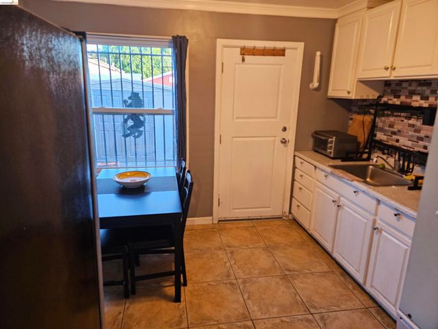 154 West Chanslor ave, Richmond, CA 94801