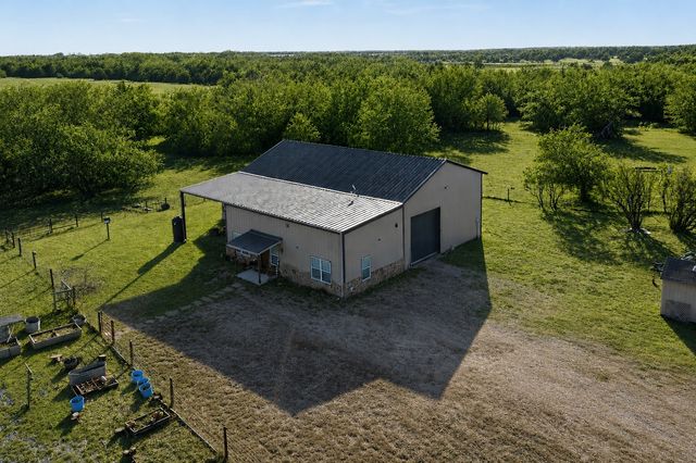 2800 County Road 2905, Dodd City, TX 75438