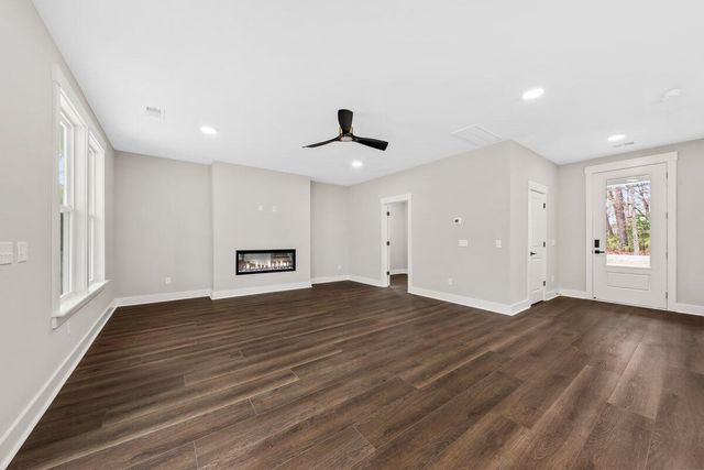 5876 Hwy 165, Ravenel, SC 29470