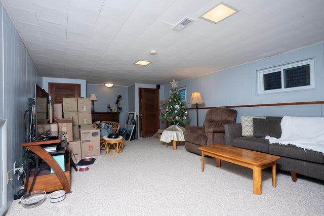 621 N Forest Avenue, Mount Prospect, IL 60056