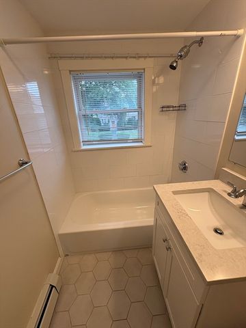 2 Berry Street 3, Danvers, MA 01923