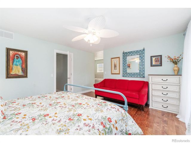 8200 S Locust Way, Centennial, CO 80112