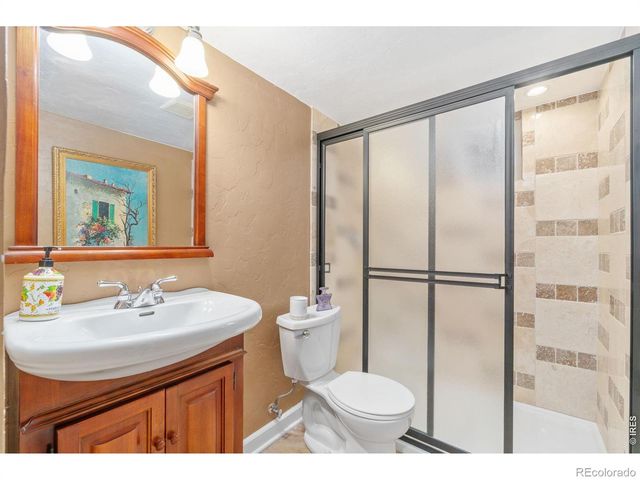 8200 S Locust Way, Centennial, CO 80112