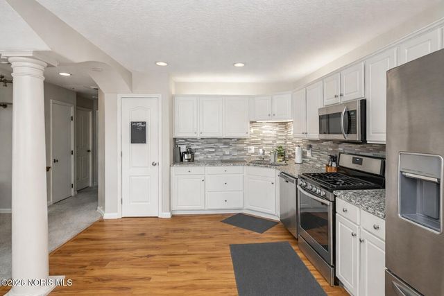 2132 The Bluffs, Toledo, OH 43615