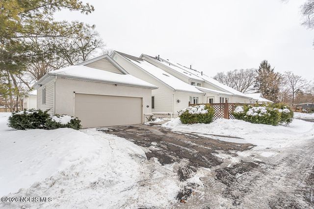 2132 The Bluffs, Toledo, OH 43615