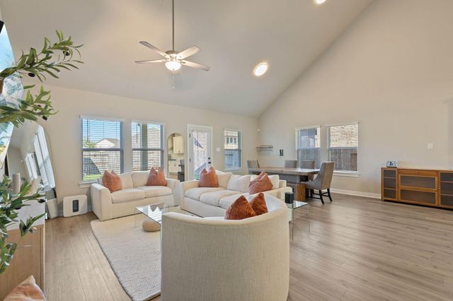 17812 Hanson Ridge Drive, Montgomery, TX 77316