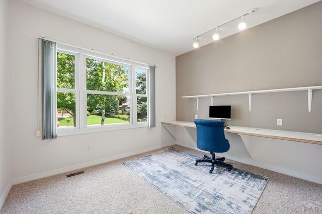 26 Altadena Dr, Pueblo, CO 81005