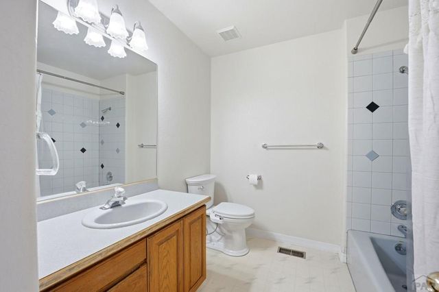 26 Altadena Dr, Pueblo, CO 81005