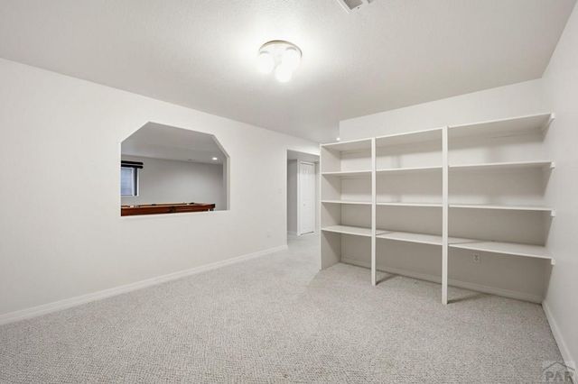 26 Altadena Dr, Pueblo, CO 81005