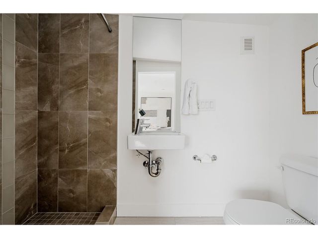 3724 Quivas St, Denver, CO 80211