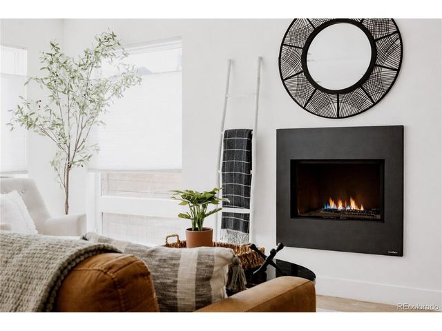 3724 Quivas St, Denver, CO 80211