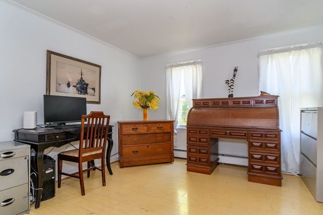191 James Cir, Mashpee, MA 02649
