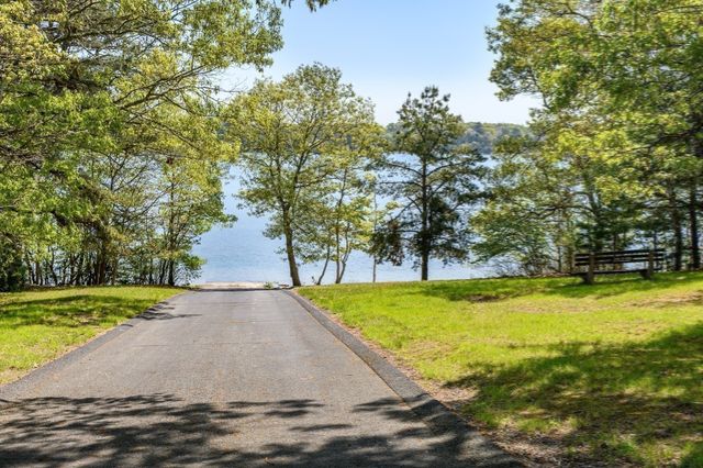 191 James Cir, Mashpee, MA 02649