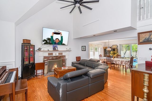 191 James Cir, Mashpee, MA 02649