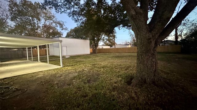 202 Massey Tompkins Road, Baytown, TX 77521