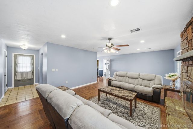 31717 S Earlene Avenue, Inola, OK 74036