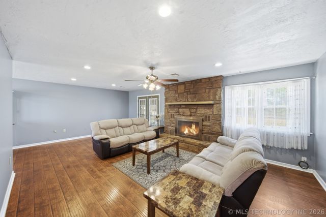 31717 S Earlene Avenue, Inola, OK 74036