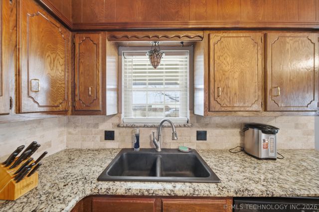 31717 S Earlene Avenue, Inola, OK 74036