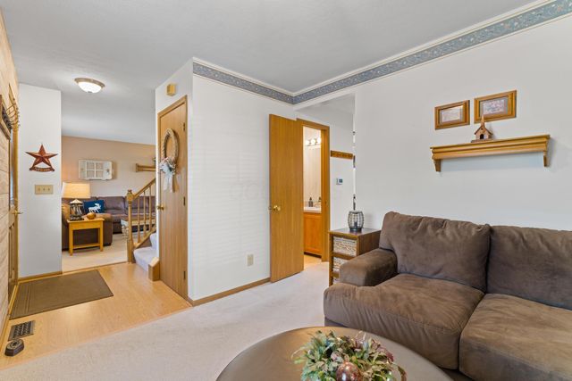 300 Fox Trail Drive, Sunbury, OH 43074