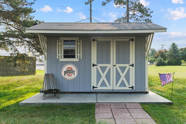 300 Fox Trail Drive, Sunbury, OH 43074