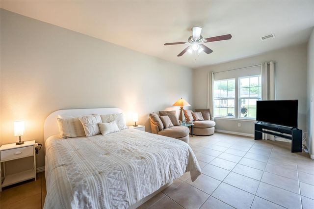 33519 Hillside Drive, Pinehurst, TX 77362