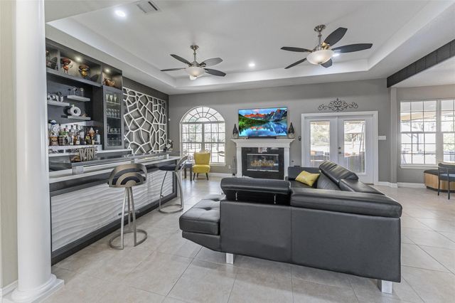 33519 Hillside Drive, Pinehurst, TX 77362