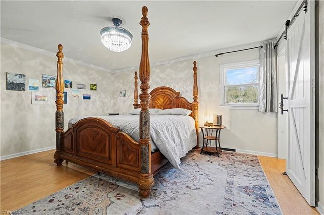 6033 Stone Bluff Drive, Clemmons, NC 27012