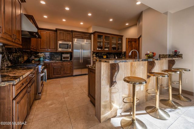 7723 E Sabino Enclave Place, Tucson, AZ 85750