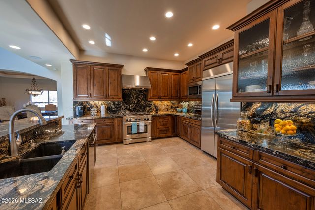 7723 E Sabino Enclave Place, Tucson, AZ 85750