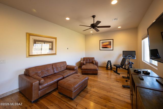 7723 E Sabino Enclave Place, Tucson, AZ 85750