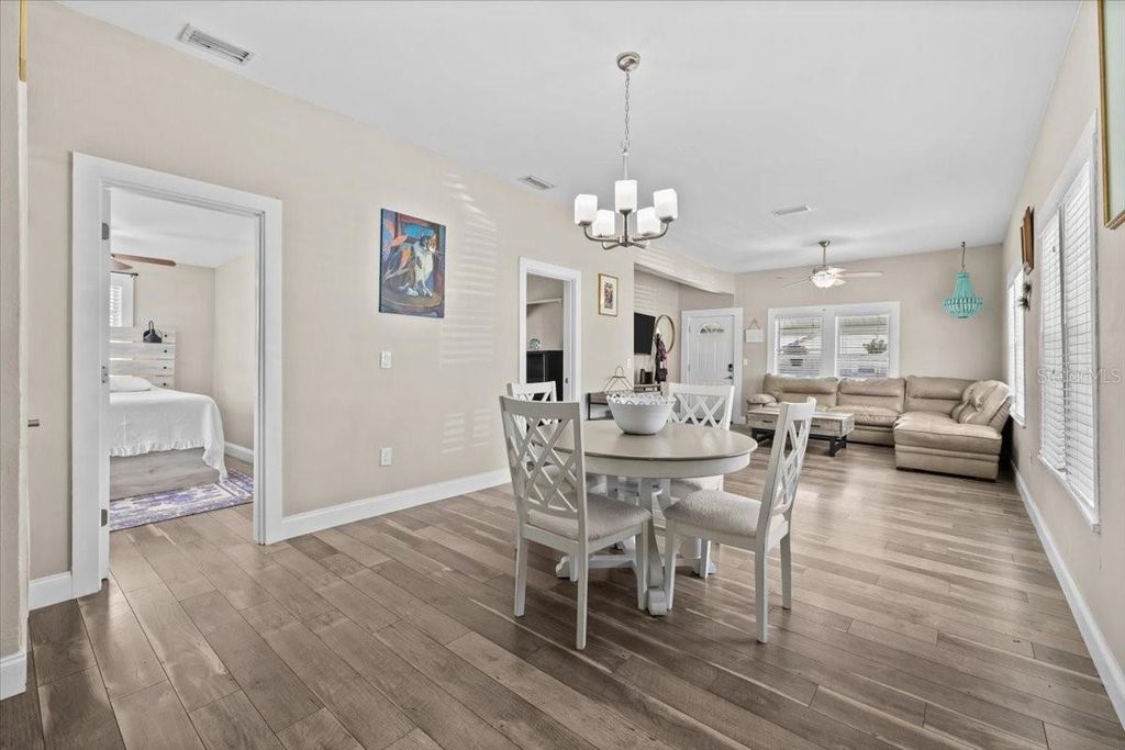 Image 10 of property listing at 7315 S MASCOTTE STREET, Tampa, FL 33616