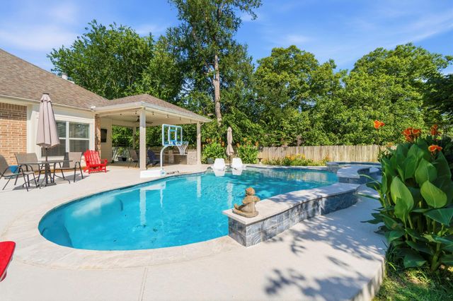10802 Windswept, Montgomery, TX 77356