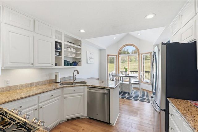 18580 TAYLOR Lane, Council Bluffs, IA 51503