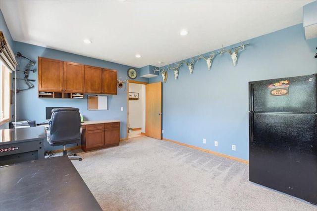 18580 TAYLOR Lane, Council Bluffs, IA 51503