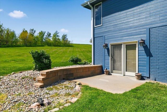 18580 TAYLOR Lane, Council Bluffs, IA 51503