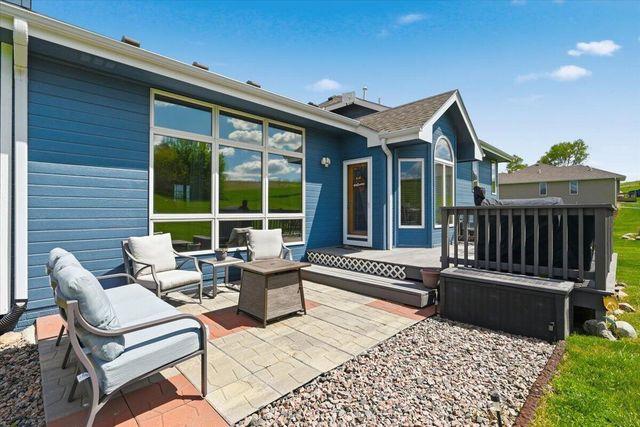18580 TAYLOR Lane, Council Bluffs, IA 51503