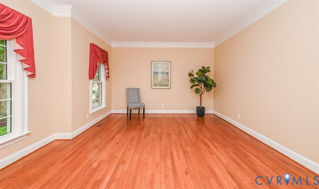 10809 Leabrook Dr, Glen Allen, VA 23059