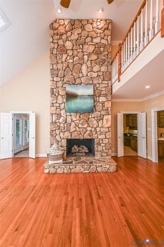 10809 Leabrook Dr, Glen Allen, VA 23059
