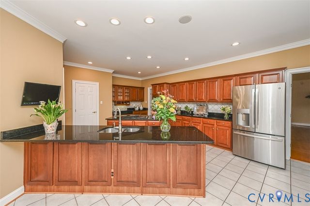 10809 Leabrook Dr, Glen Allen, VA 23059