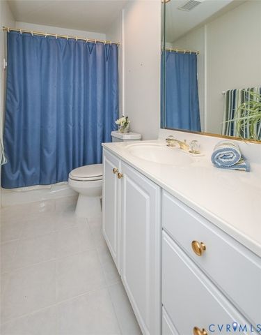 10809 Leabrook Dr, Glen Allen, VA 23059