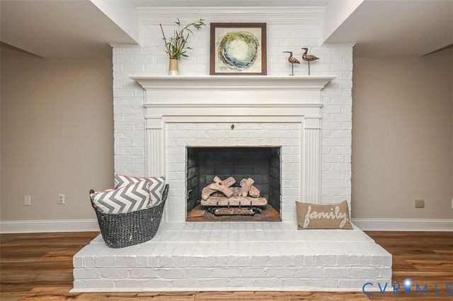 10809 Leabrook Dr, Glen Allen, VA 23059