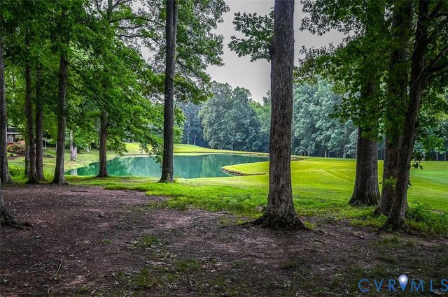 10809 Leabrook Dr, Glen Allen, VA 23059