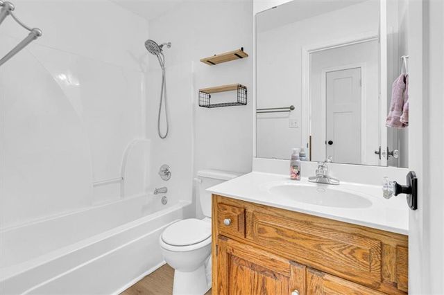 1114 Melody Court, Kearney, MO 64060