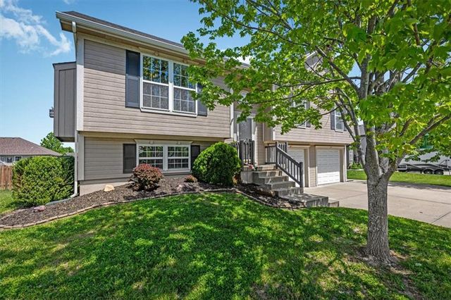 1114 Melody Court, Kearney, MO 64060